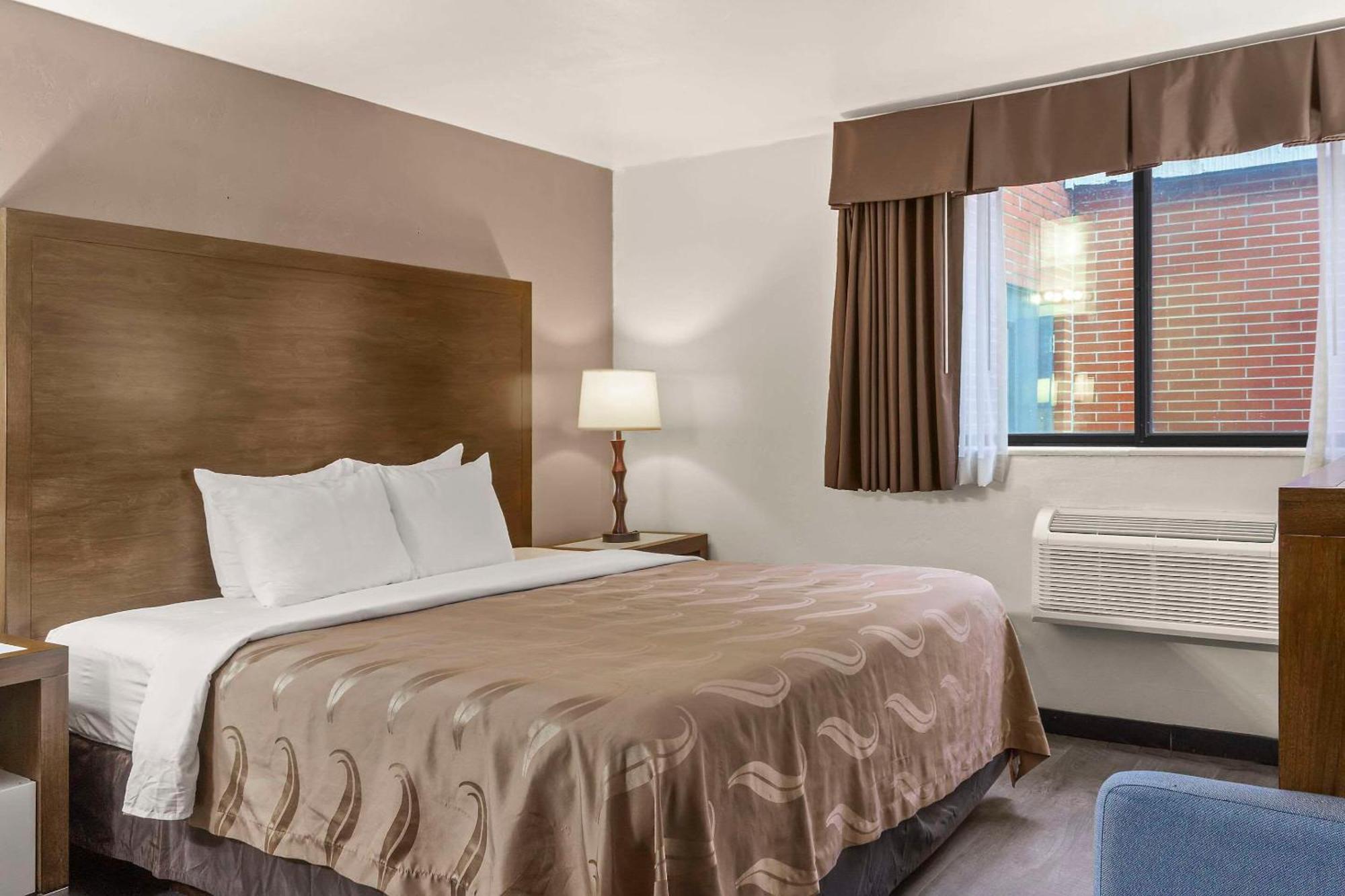 Quality Inn & Suites Downtown Green Bay Eksteriør billede