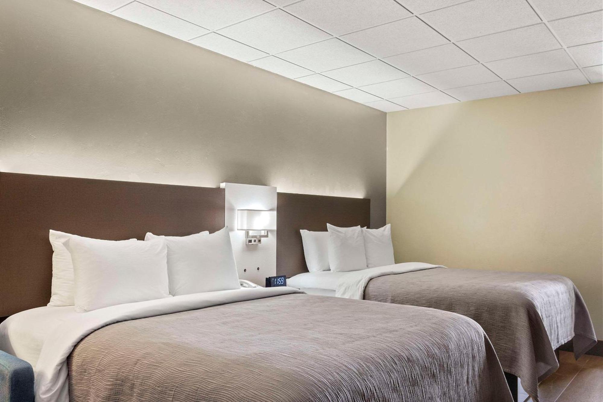 Quality Inn & Suites Downtown Green Bay Eksteriør billede