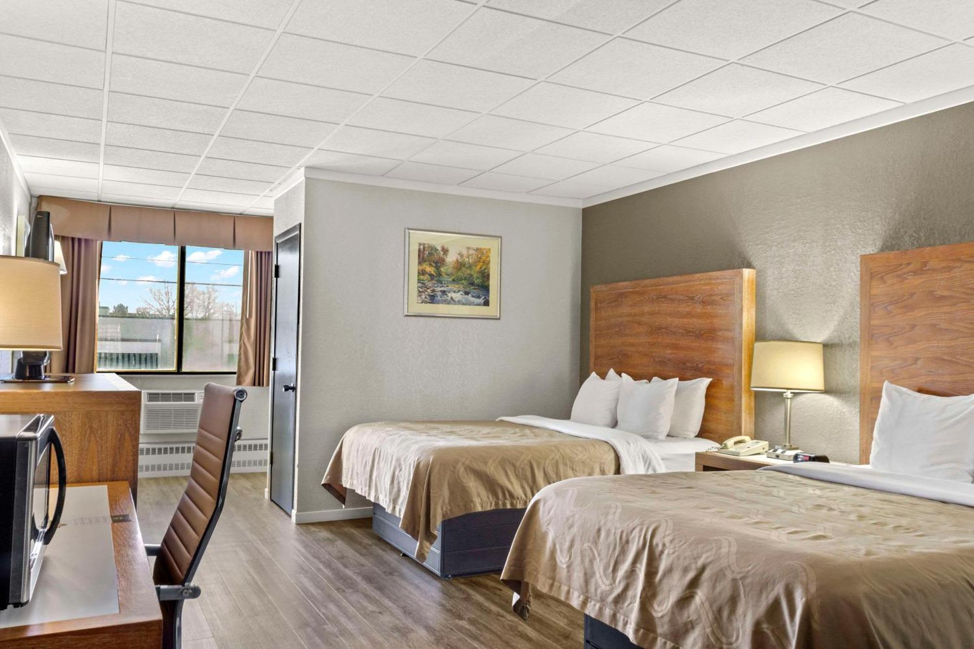 Quality Inn & Suites Downtown Green Bay Eksteriør billede