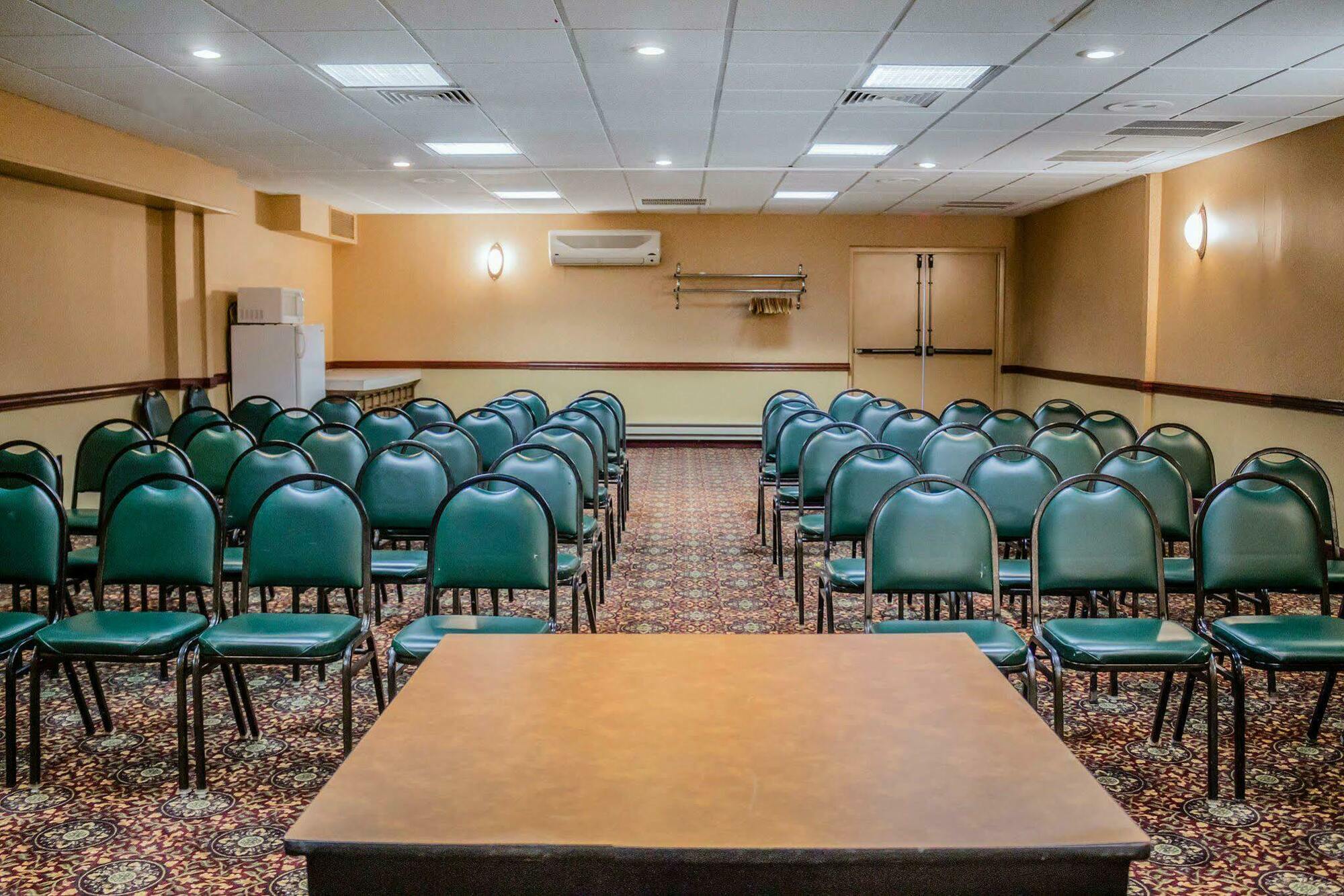 Quality Inn & Suites Downtown Green Bay Eksteriør billede